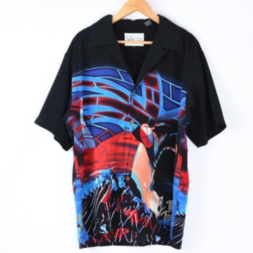 Offers welcome! Vintage Pink Floyd The Wall Men's bowling shirt, mint condition